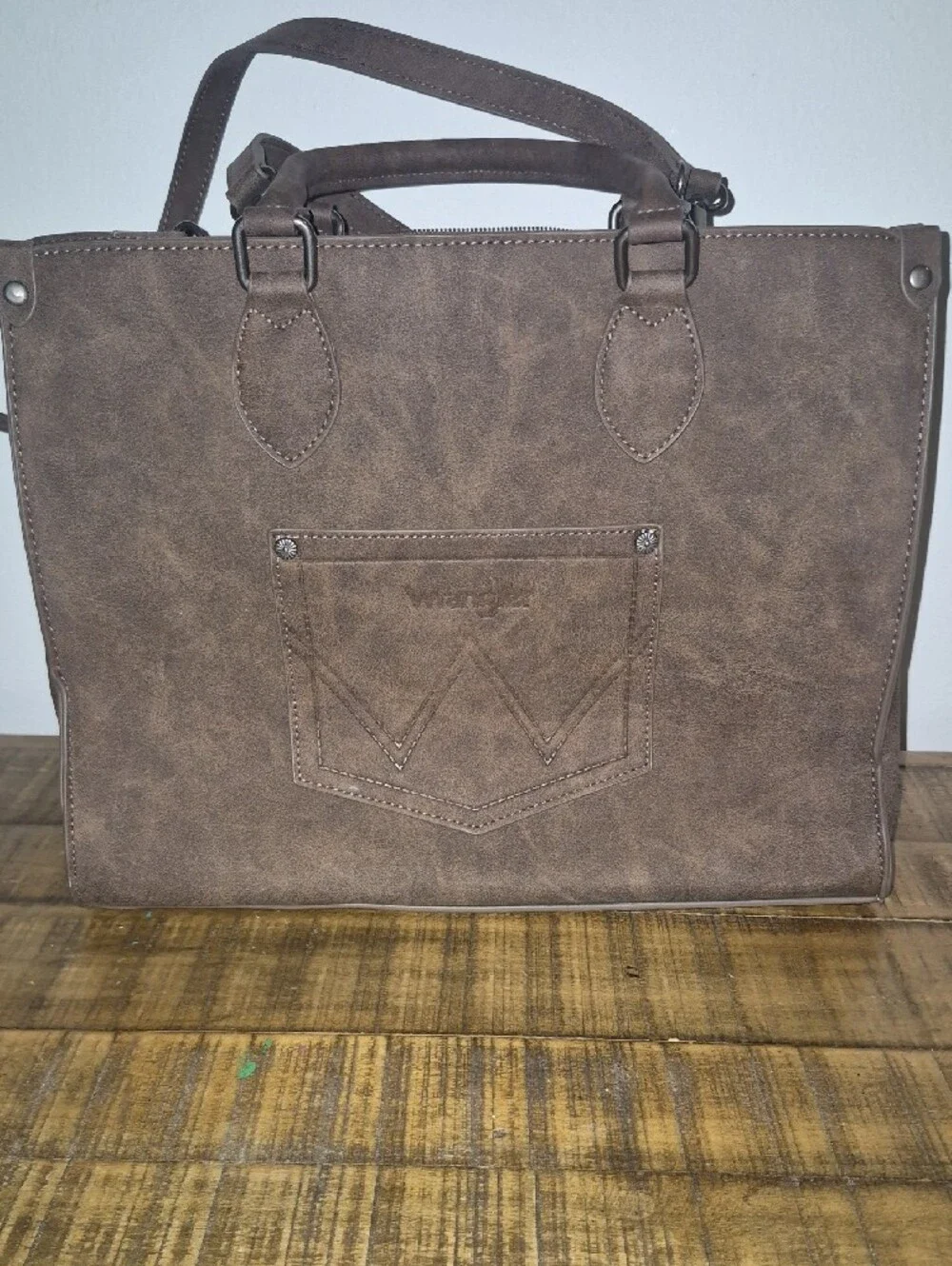 Sale NWOT Wrangler Leopard Print Satchel in Brown and Black